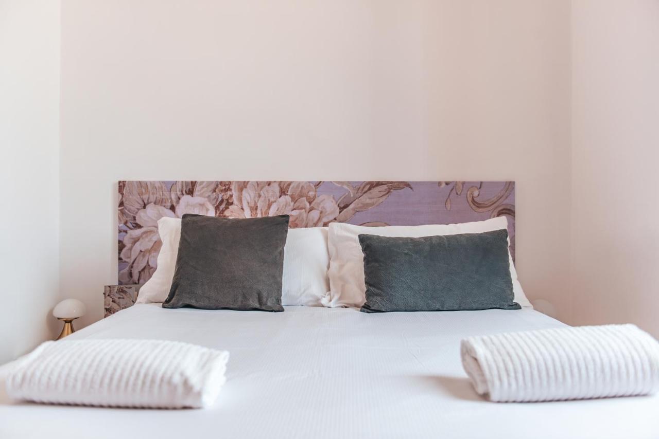 Hotel Casa Camilla Verbania Bagian luar foto